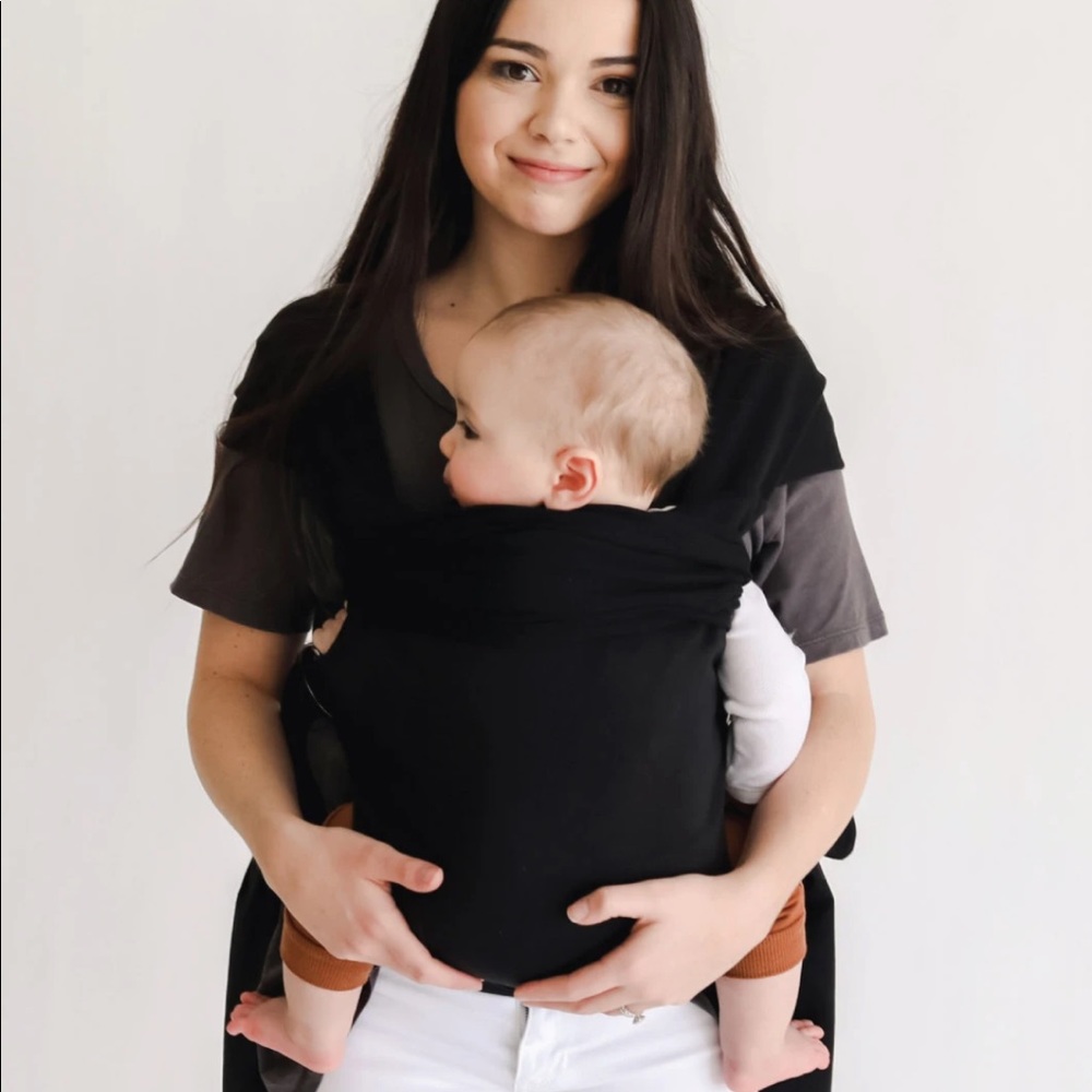 Lalabu Carrier in Black